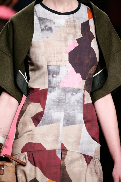 Look 111